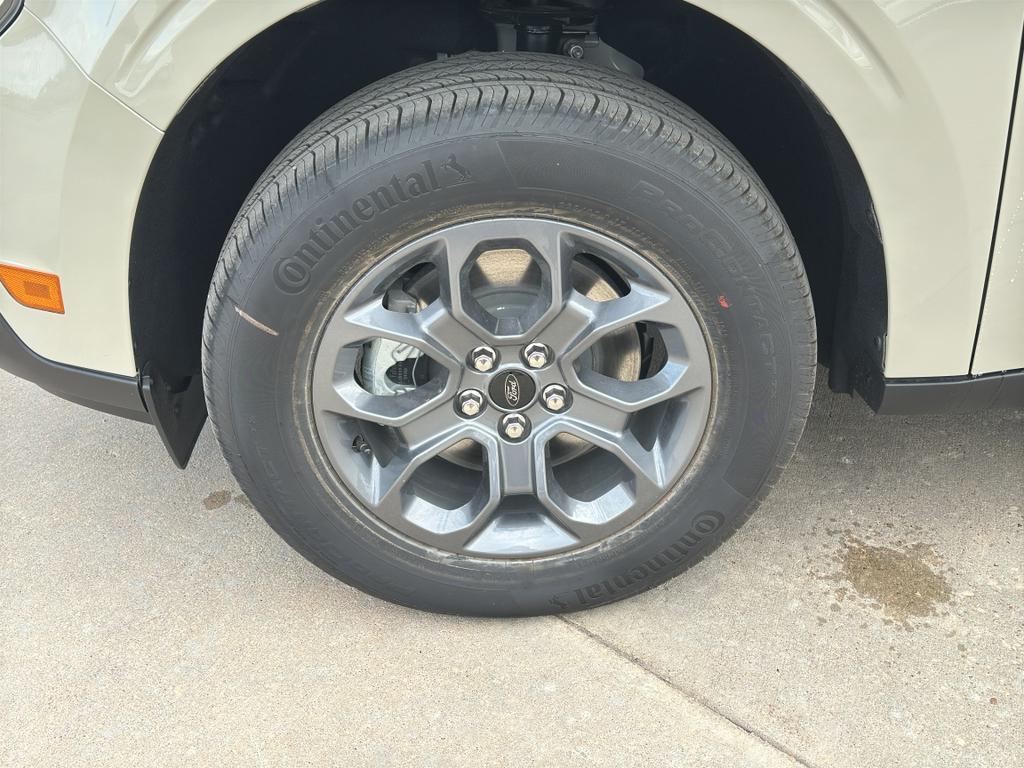 new 2025 Ford Maverick car, priced at $33,295