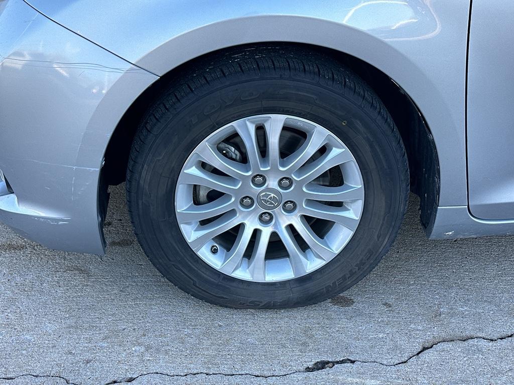 used 2015 Toyota Sienna car, priced at $13,550