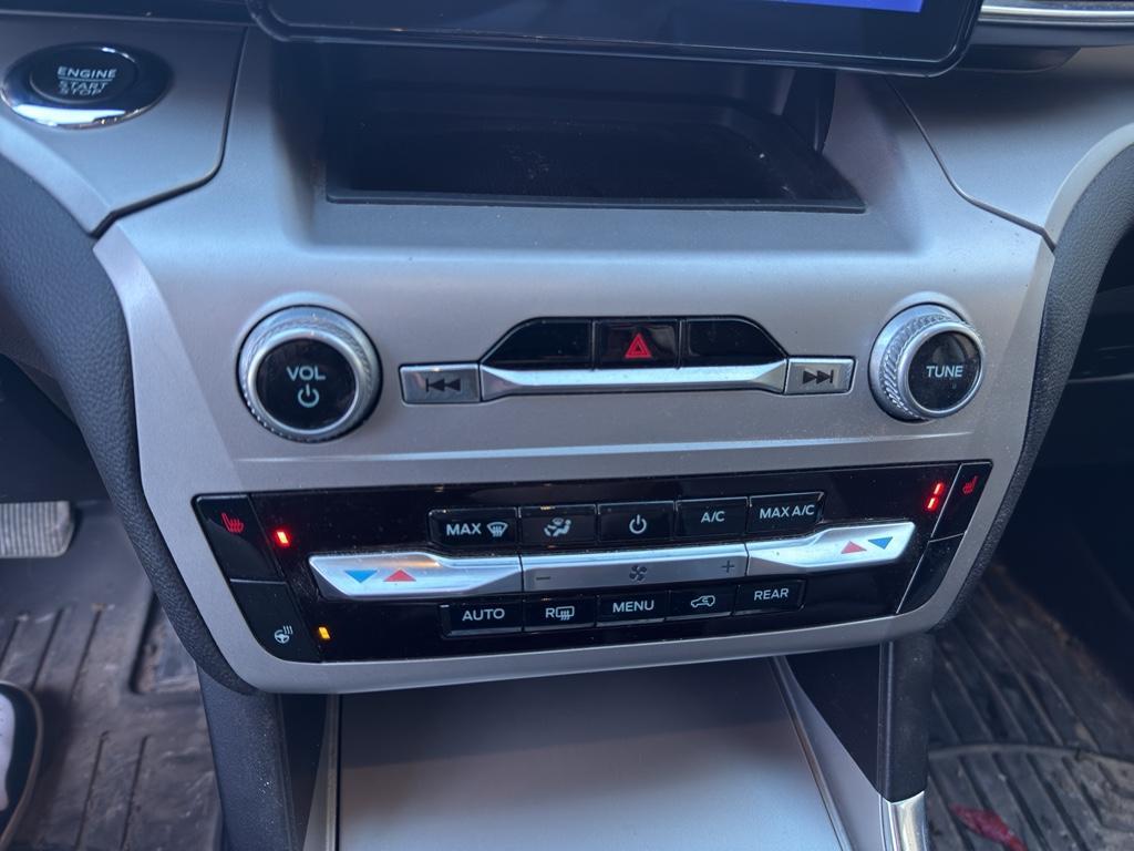 used 2022 Ford Explorer car, priced at $28,999