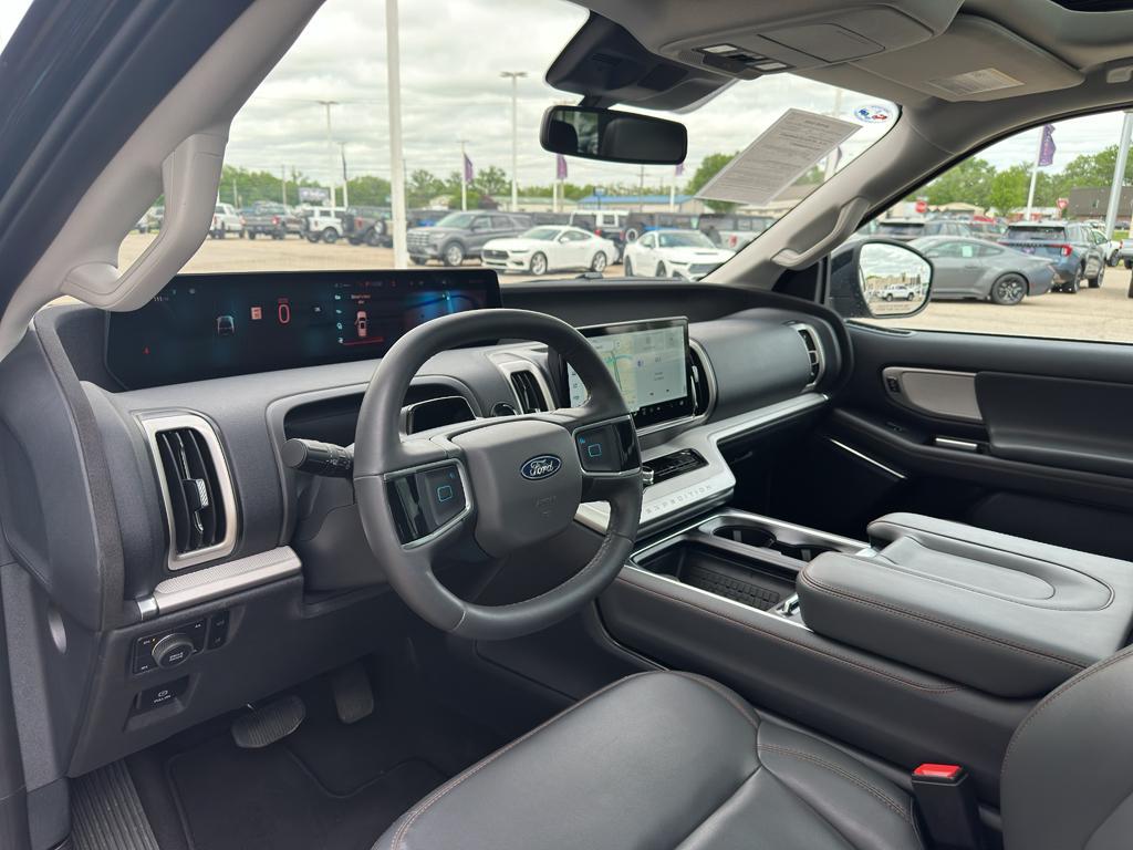 used 2025 Ford Expedition car, priced at $55,942