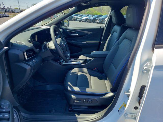 new 2026 Buick Envista car, priced at $30,390