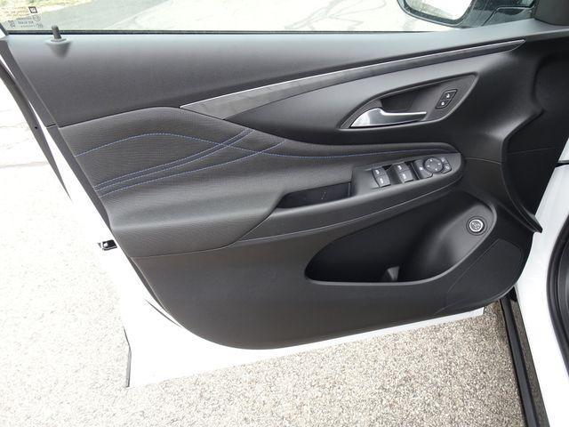 new 2026 Buick Envista car, priced at $27,423