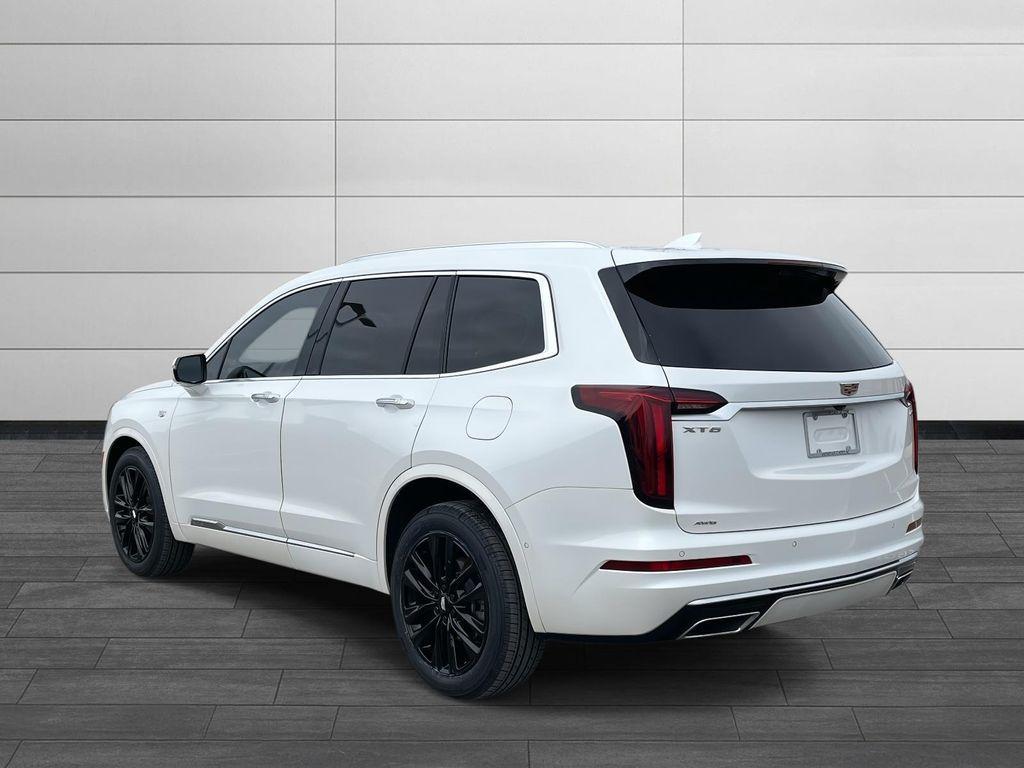 used 2023 Cadillac XT6 car, priced at $39,991