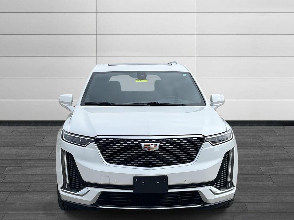 used 2023 Cadillac XT6 car, priced at $39,991
