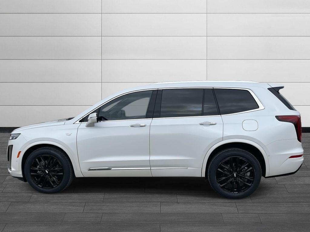 used 2023 Cadillac XT6 car, priced at $39,991