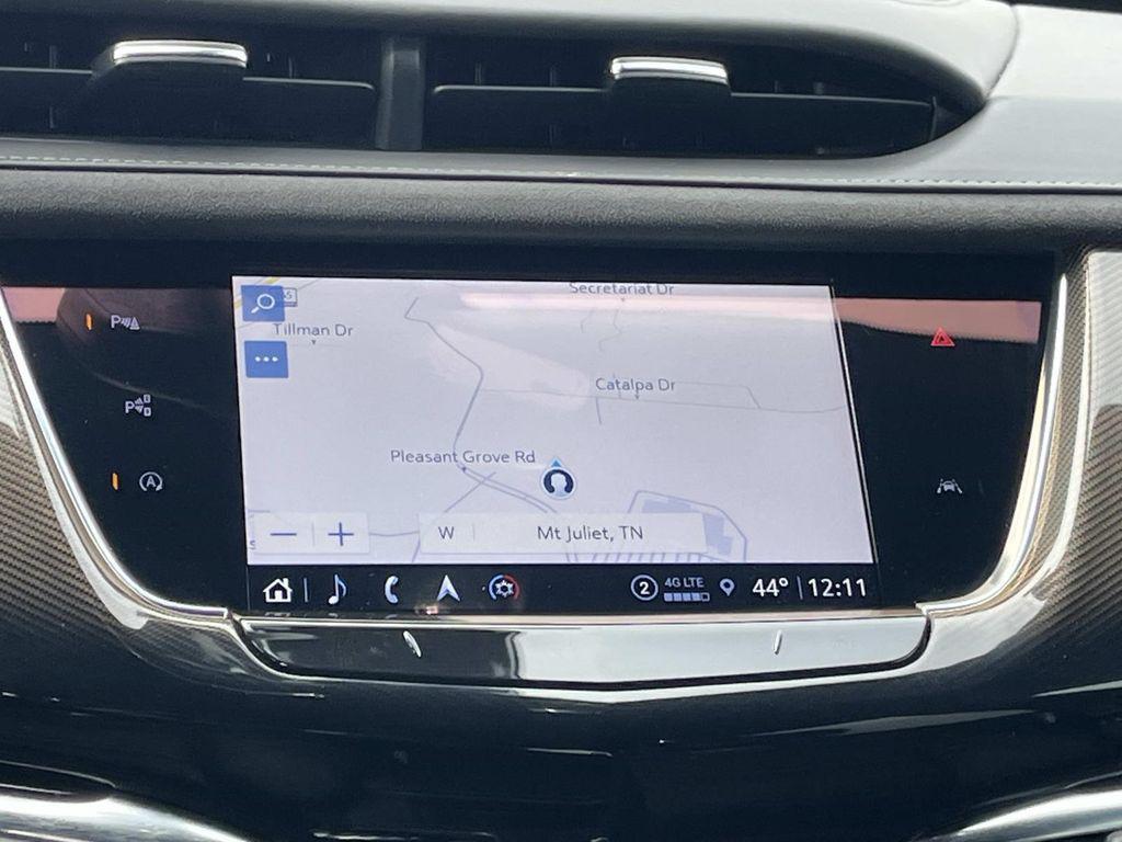used 2023 Cadillac XT6 car, priced at $39,991