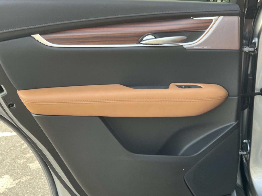 new 2026 Cadillac XT5 car, priced at $58,865