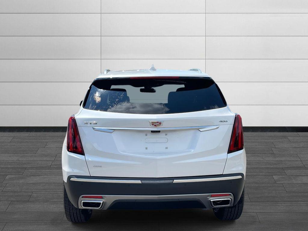 new 2025 Cadillac XT5 car, priced at $59,890
