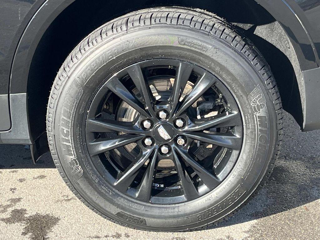 used 2022 Cadillac XT5 car, priced at $31,991