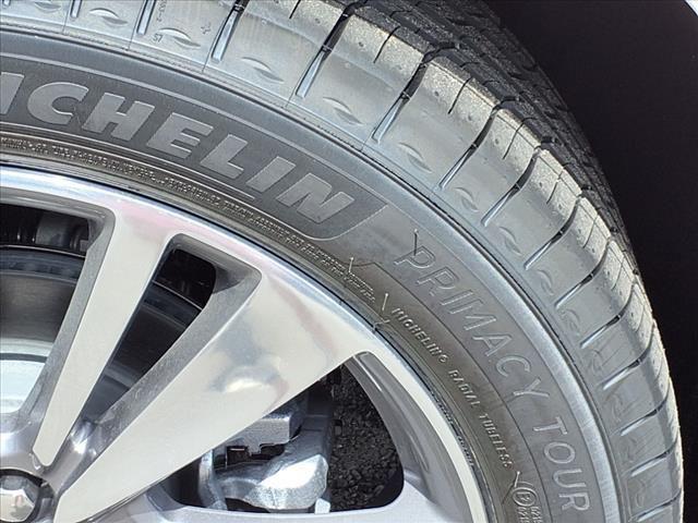 new 2025 Cadillac XT6 car, priced at $58,915