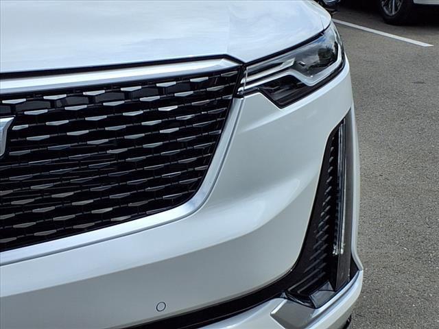 new 2025 Cadillac XT6 car, priced at $58,915