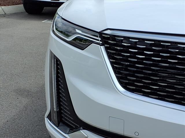 new 2025 Cadillac XT6 car, priced at $58,915