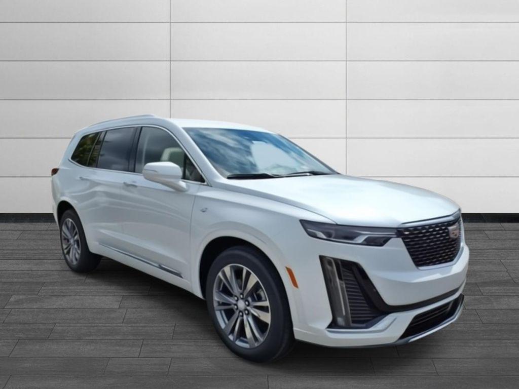 new 2025 Cadillac XT6 car, priced at $58,915