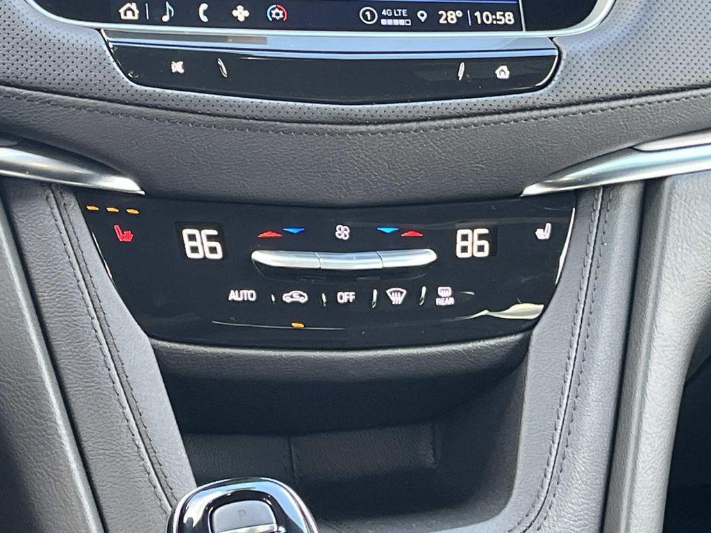 new 2026 Cadillac XT5 car, priced at $47,220