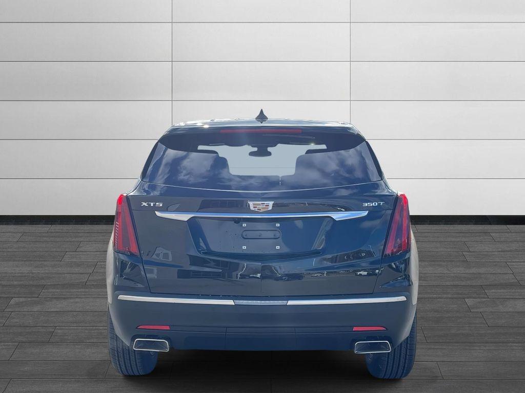new 2026 Cadillac XT5 car, priced at $47,220