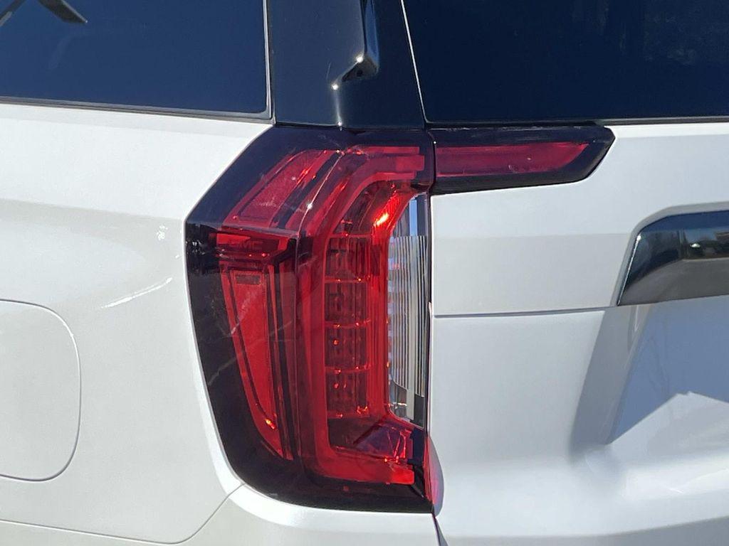 used 2024 GMC Yukon XL car, priced at $78,590