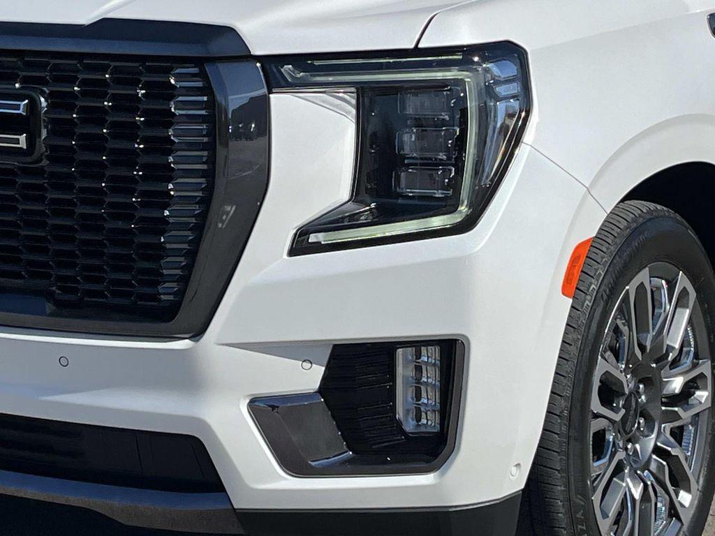 used 2024 GMC Yukon XL car, priced at $78,590