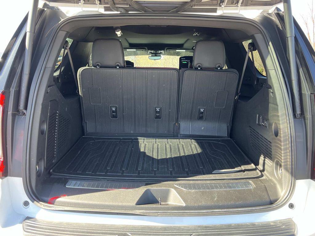 used 2024 GMC Yukon XL car, priced at $78,590