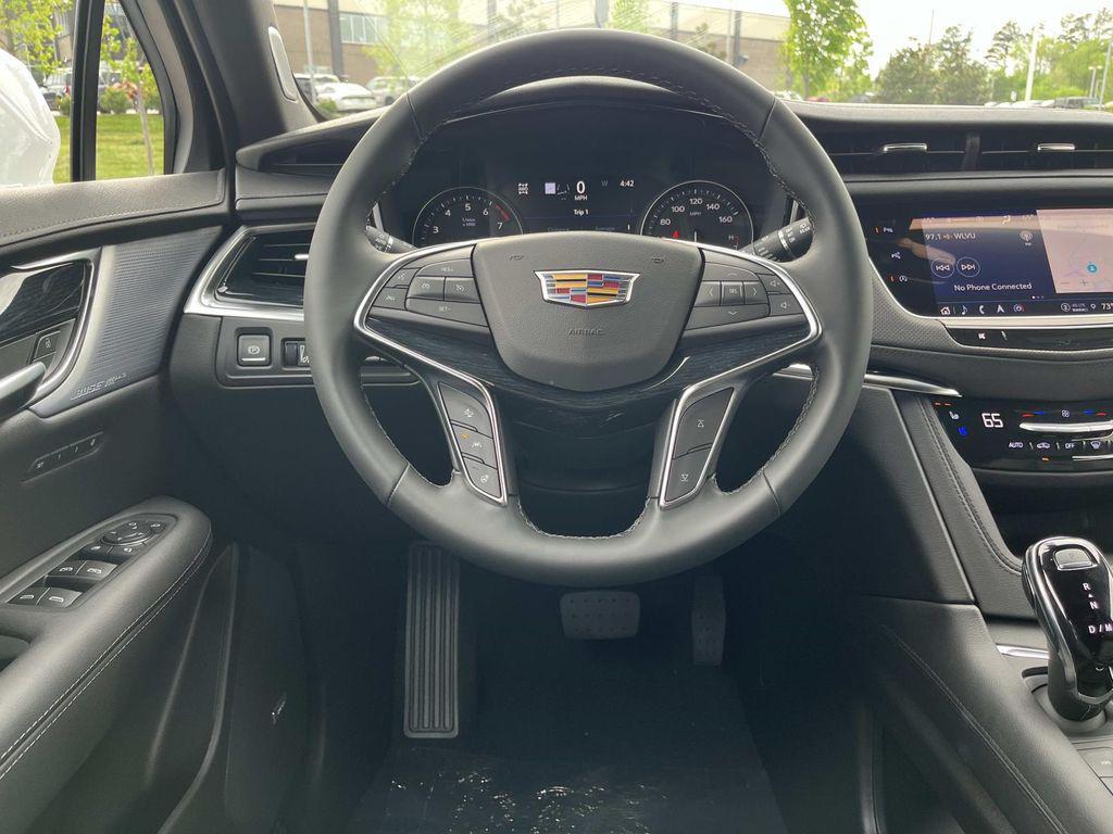 new 2026 Cadillac XT5 car, priced at $61,434