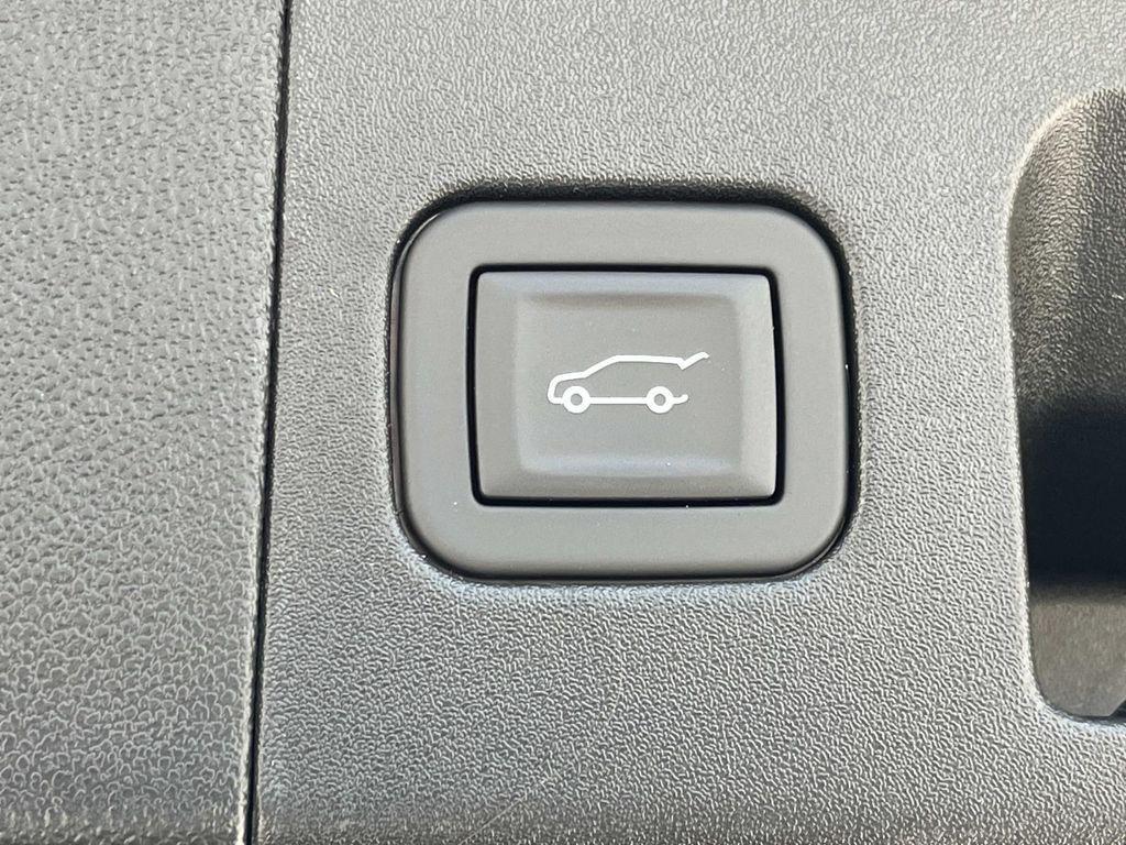 new 2026 Cadillac XT5 car, priced at $48,595