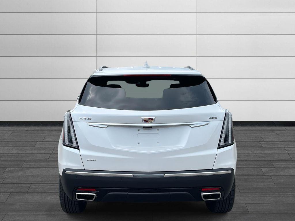 new 2025 Cadillac XT5 car, priced at $63,490