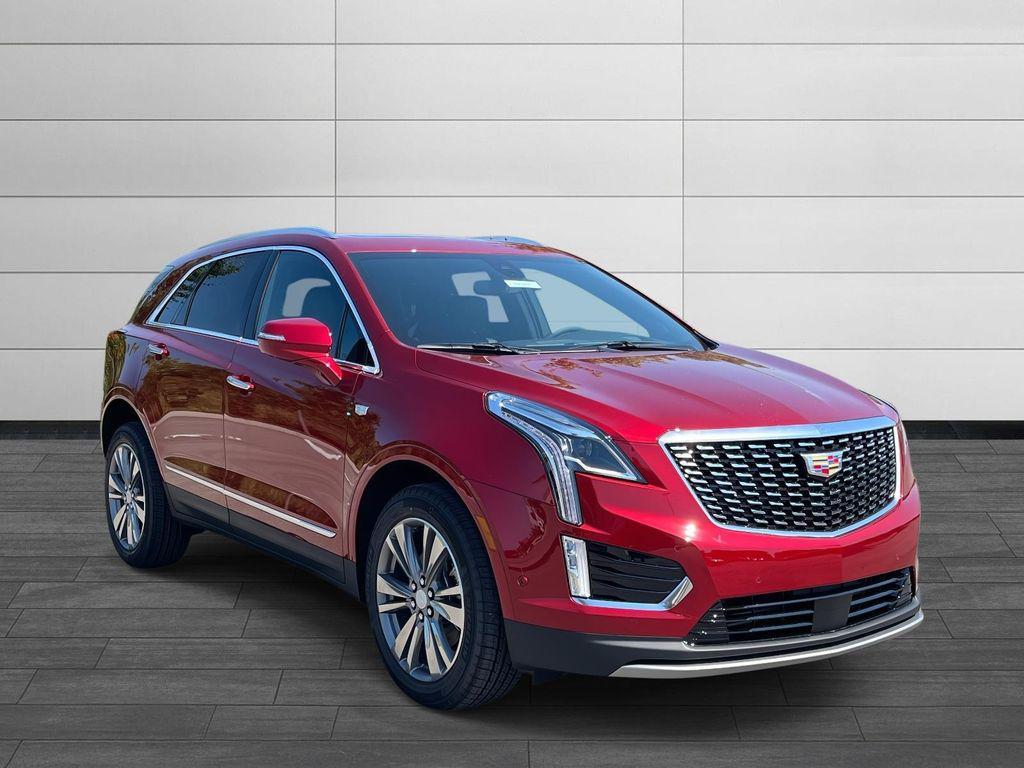 new 2025 Cadillac XT5 car, priced at $60,090
