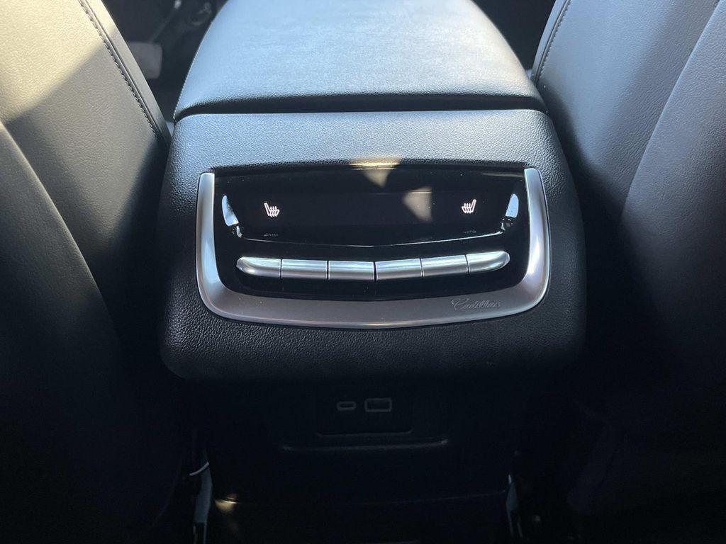 used 2024 Cadillac XT6 car, priced at $46,991