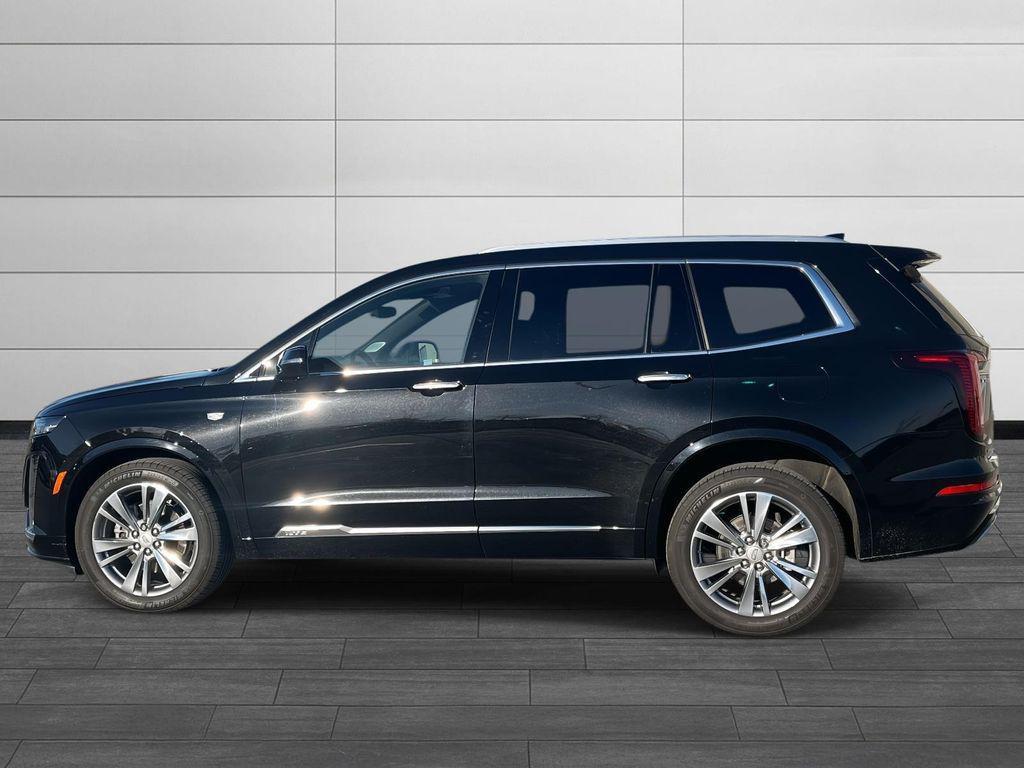 used 2024 Cadillac XT6 car, priced at $46,991