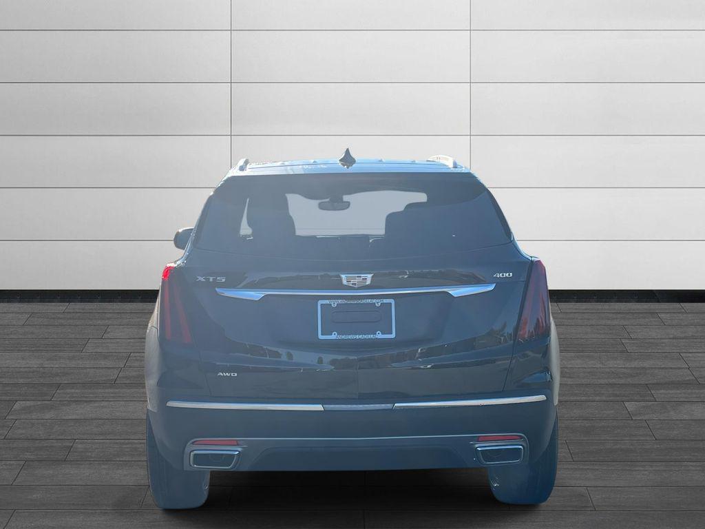 new 2025 Cadillac XT5 car, priced at $59,290