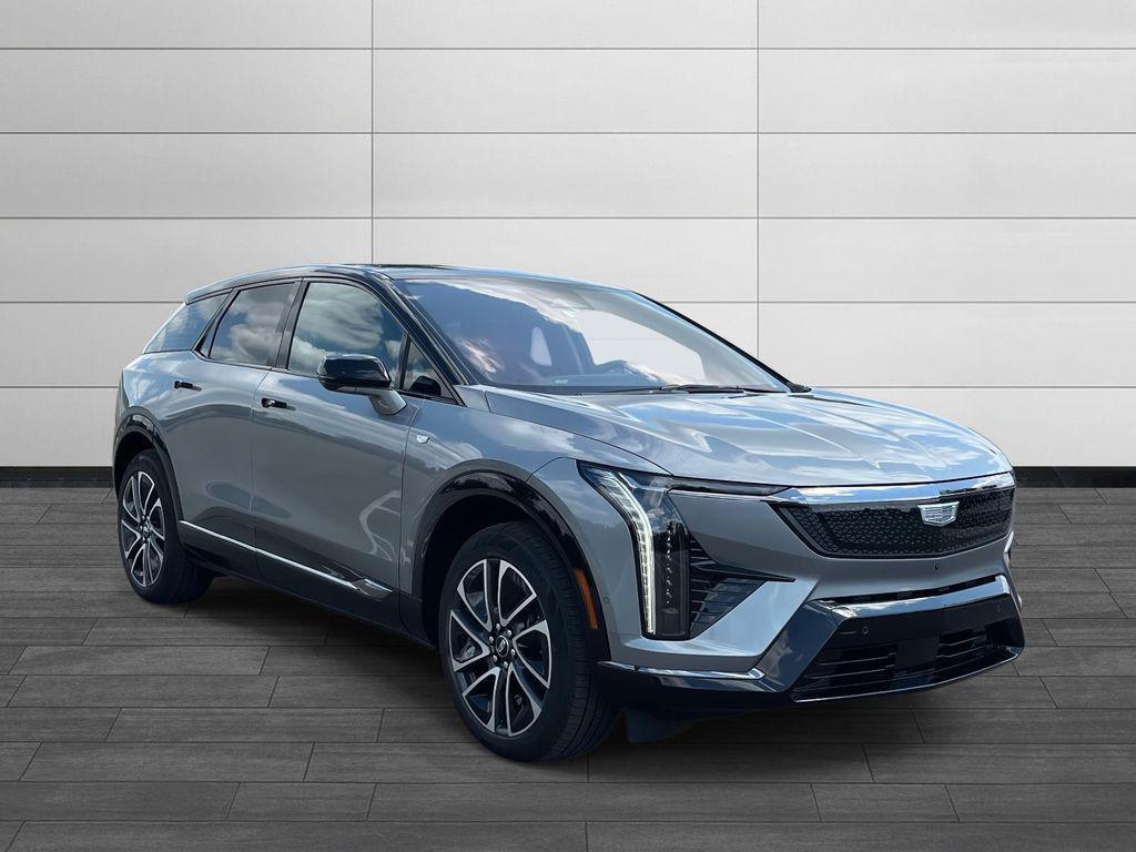 new 2025 Cadillac OPTIQ car, priced at $56,215
