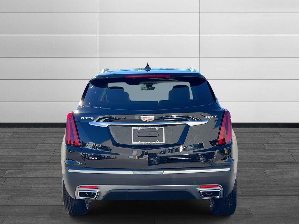 new 2025 Cadillac XT5 car, priced at $58,290