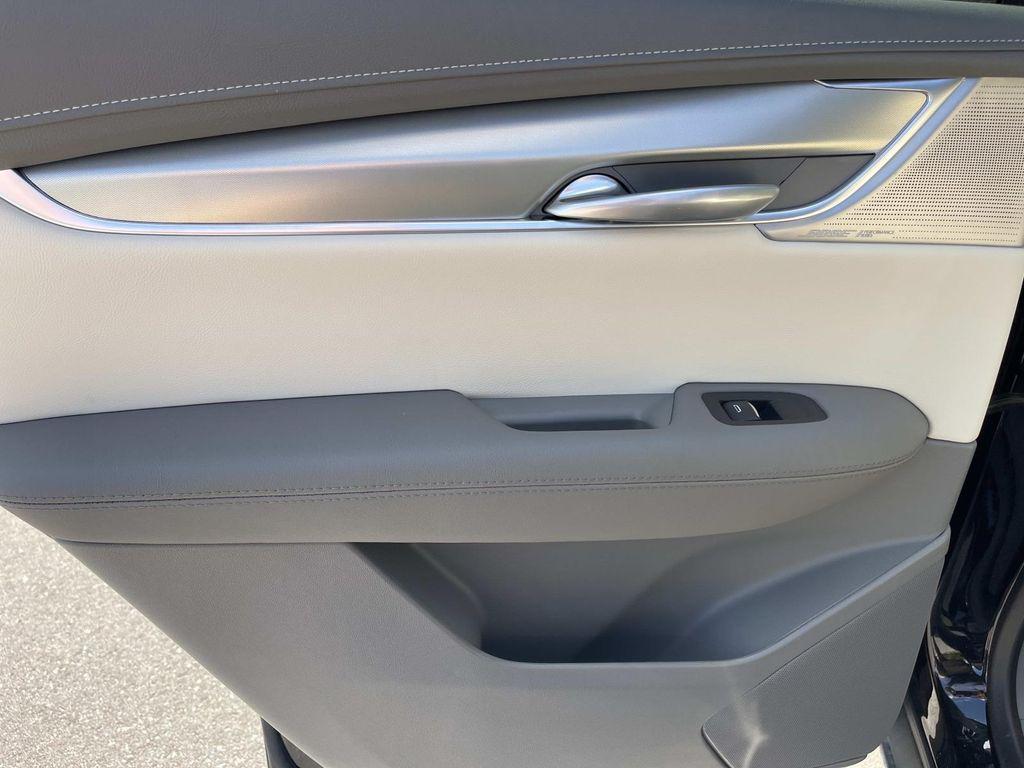 new 2026 Cadillac XT5 car, priced at $62,095