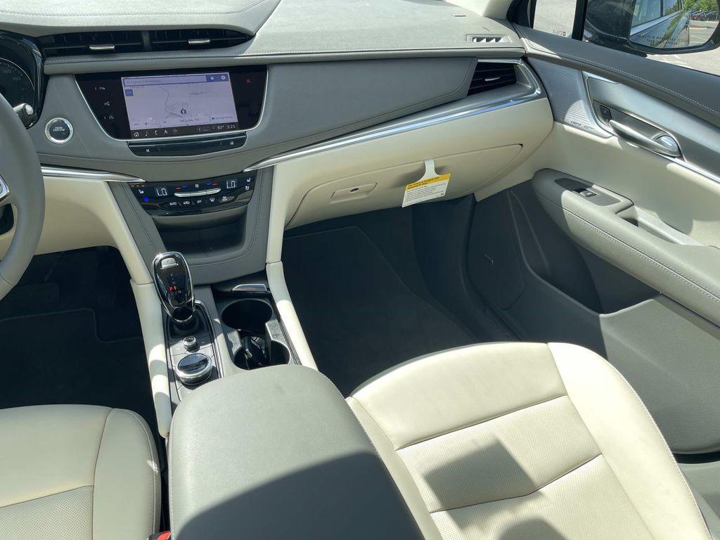 new 2026 Cadillac XT5 car, priced at $62,095