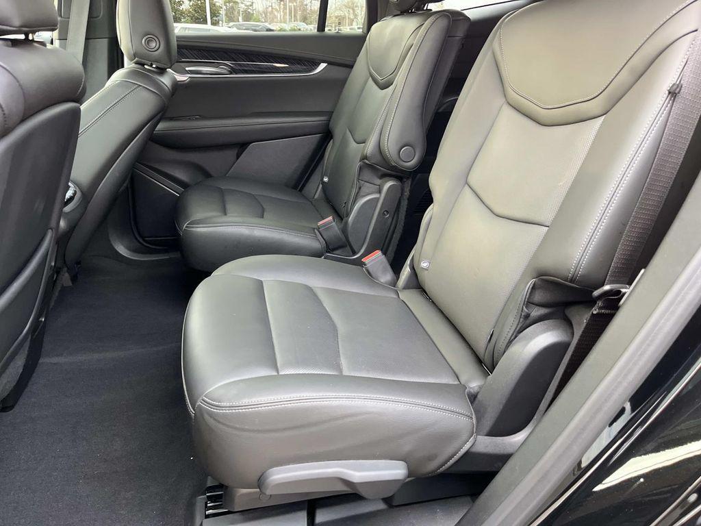 used 2024 Cadillac XT6 car, priced at $43,593