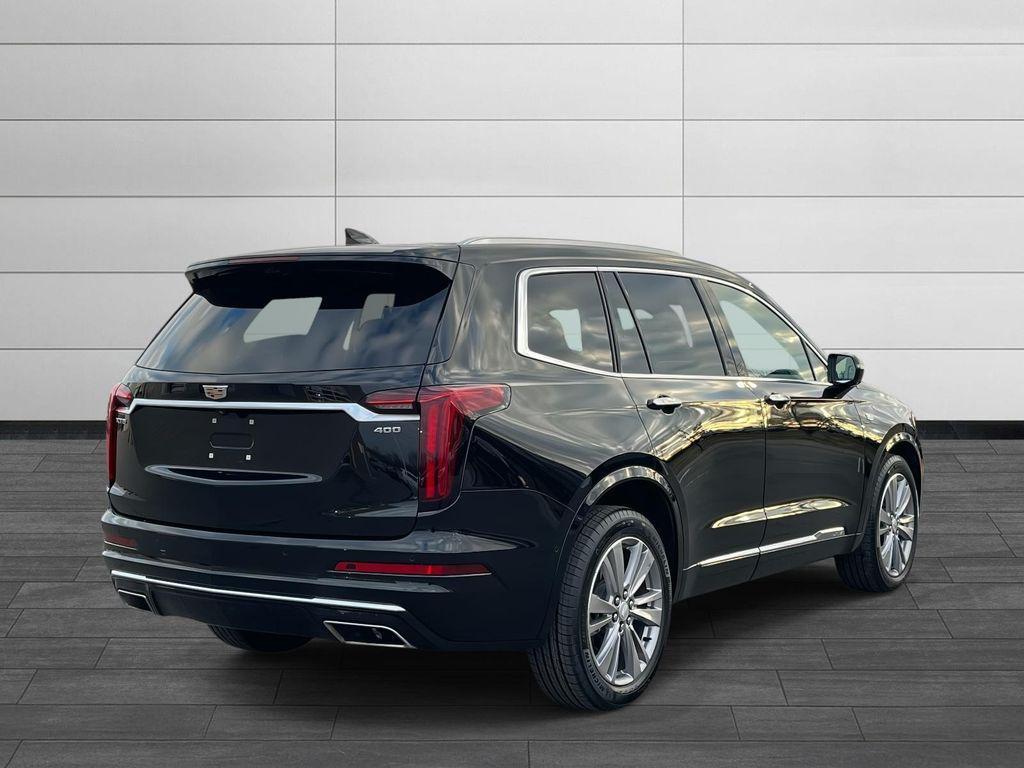used 2024 Cadillac XT6 car, priced at $43,593