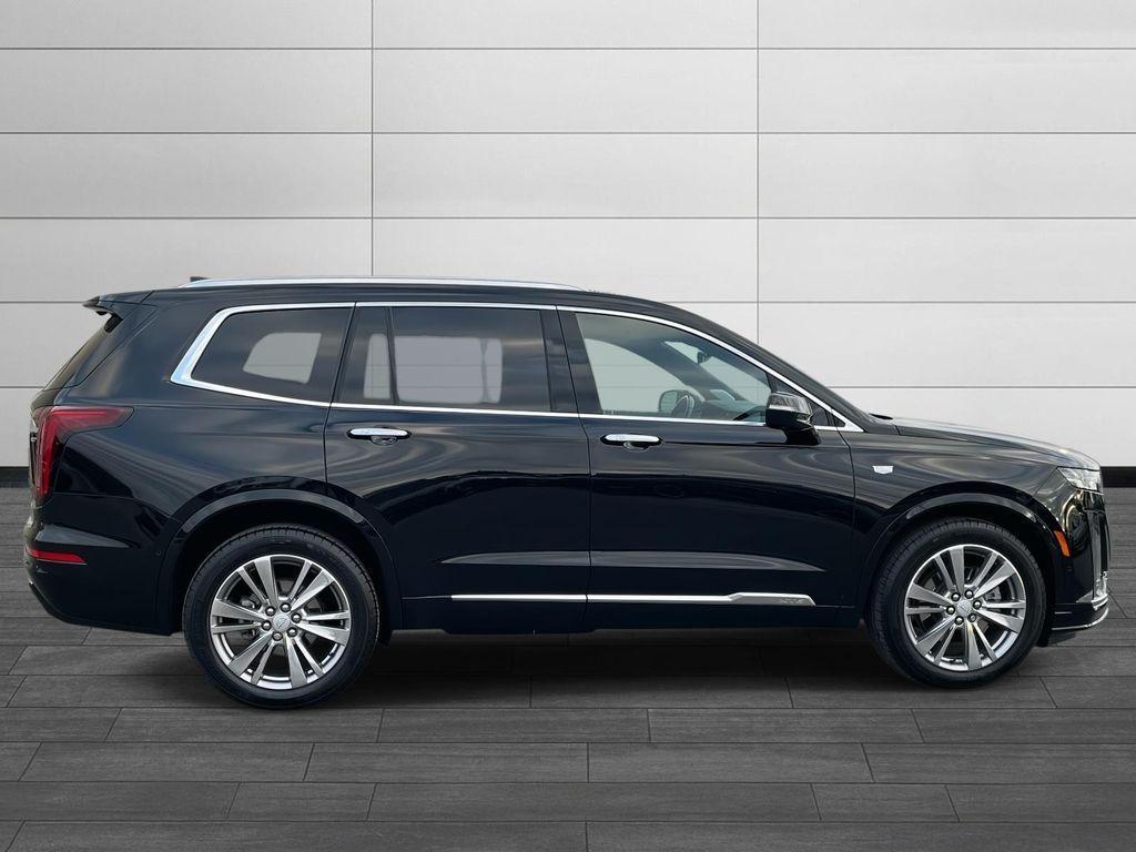 used 2024 Cadillac XT6 car, priced at $43,593