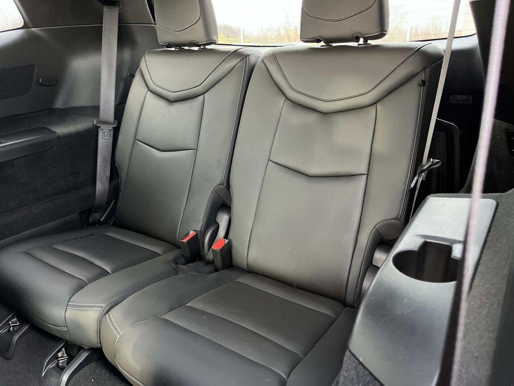 used 2024 Cadillac XT6 car, priced at $43,593