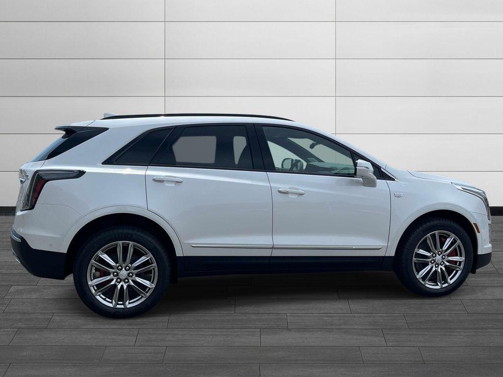 new 2026 Cadillac XT5 car, priced at $67,265