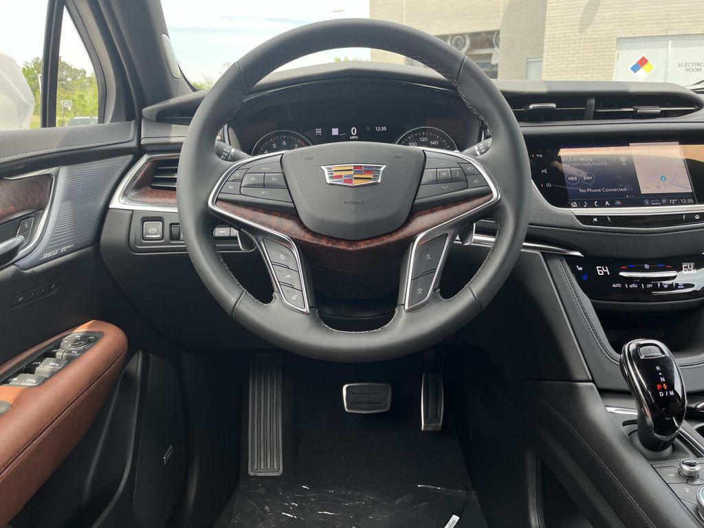 new 2026 Cadillac XT5 car, priced at $67,265