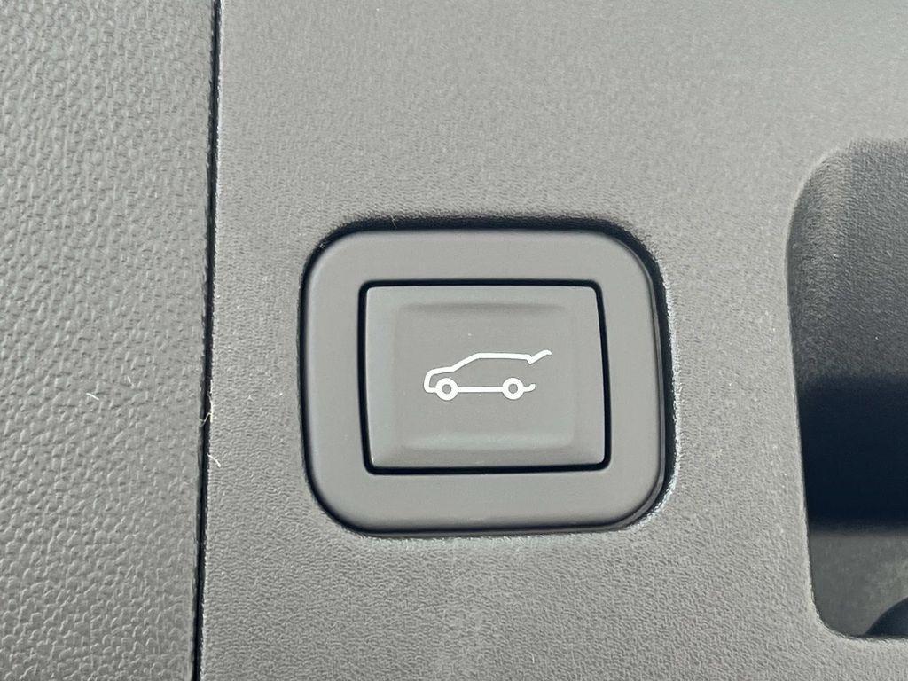 new 2026 Cadillac XT5 car, priced at $67,265