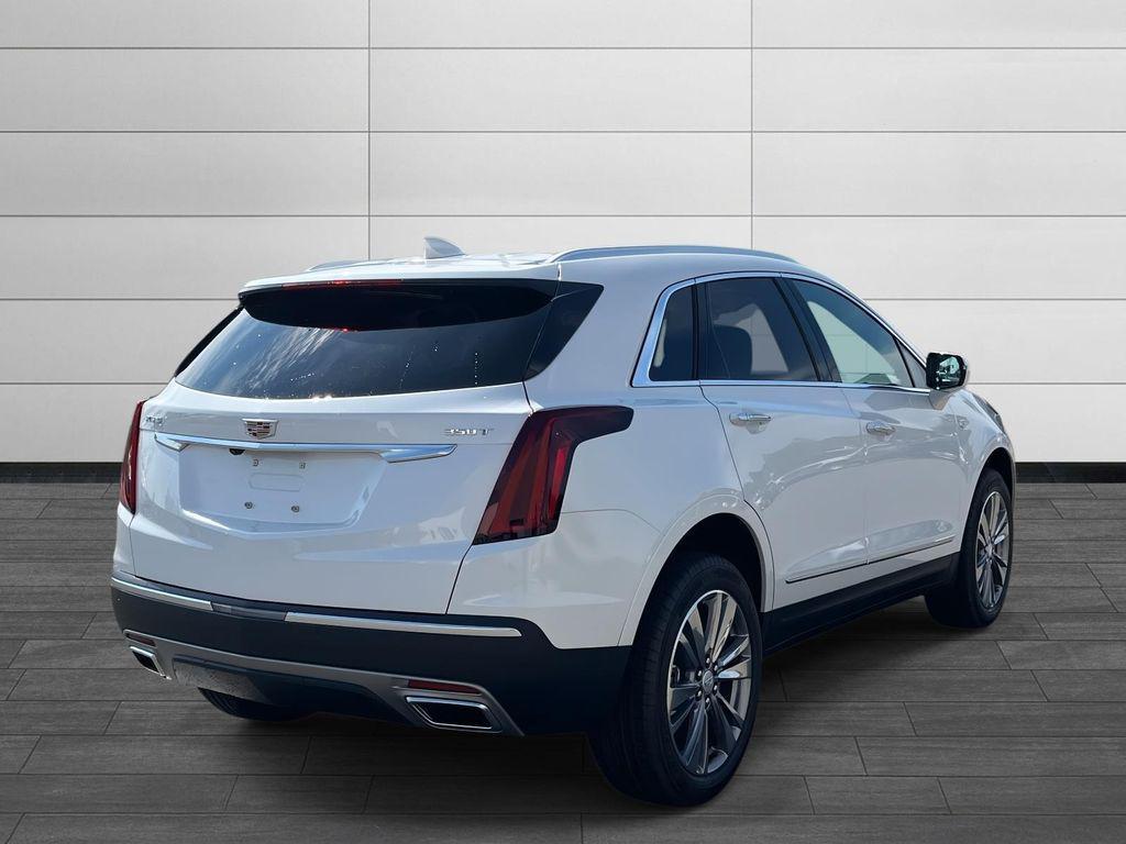 new 2025 Cadillac XT5 car, priced at $54,515