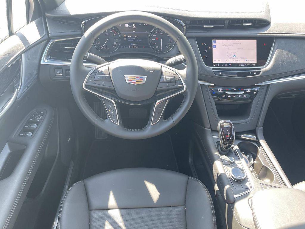new 2026 Cadillac XT5 car, priced at $61,470