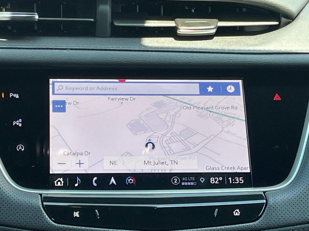 new 2025 Cadillac XT5 car, priced at $58,290