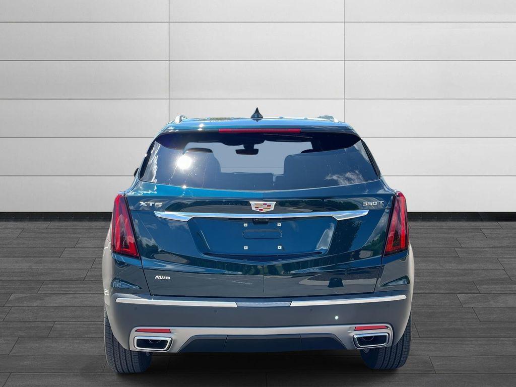 new 2025 Cadillac XT5 car, priced at $58,290