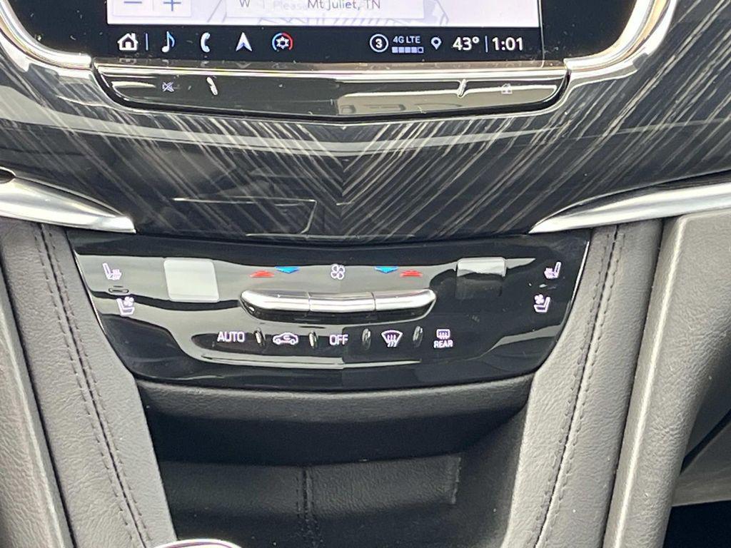 used 2023 Cadillac XT6 car, priced at $39,990