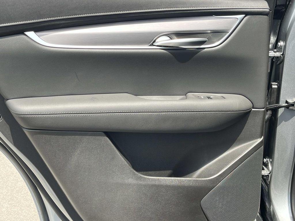 new 2026 Cadillac XT5 car, priced at $48,595