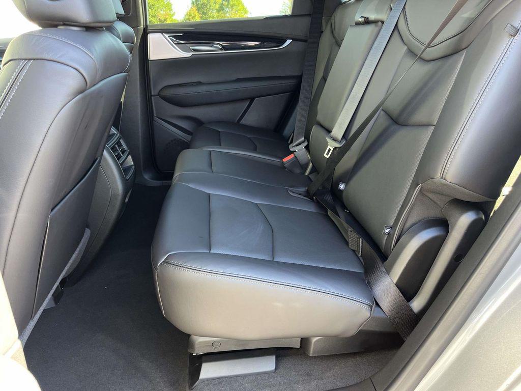 new 2025 Cadillac XT5 car, priced at $57,665