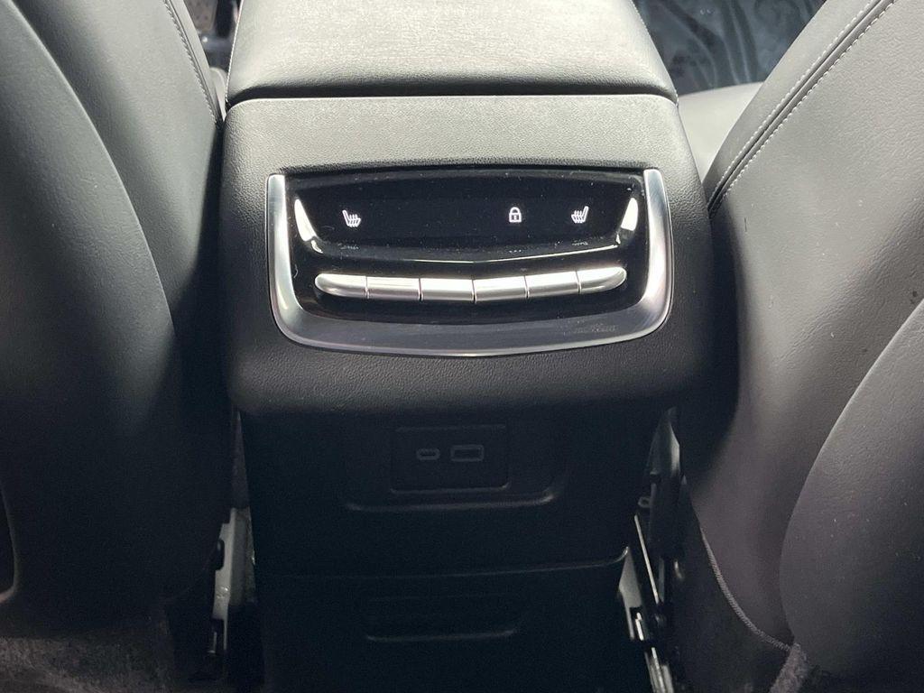 used 2024 Cadillac XT6 car, priced at $45,590