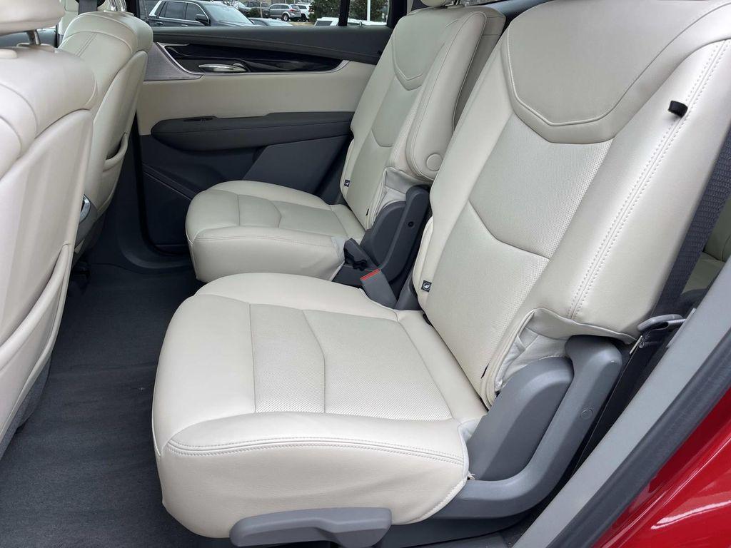 used 2024 Cadillac XT6 car, priced at $47,590