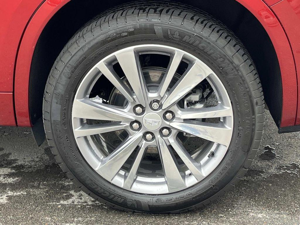 used 2024 Cadillac XT6 car, priced at $47,590